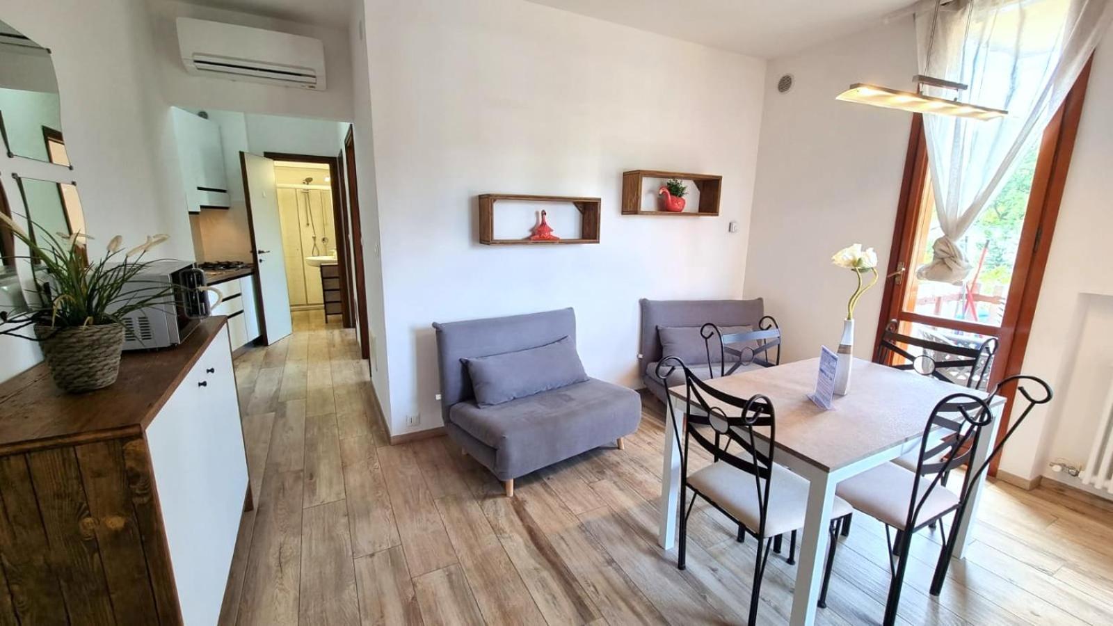 Cappuccini Appartments เปสเคียรา เดล การ์ดา ภายนอก รูปภาพ